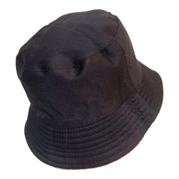 SKULLS AND ROSES Womens Bucket SUN HAT Black and Red Reversible NWT - Picture 5 of 5